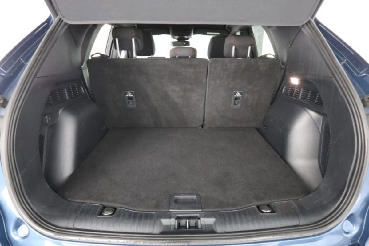 Ford Kuga 2.5 Plug In Hybrid 225 CV CVT 2WD ST-Line (6)