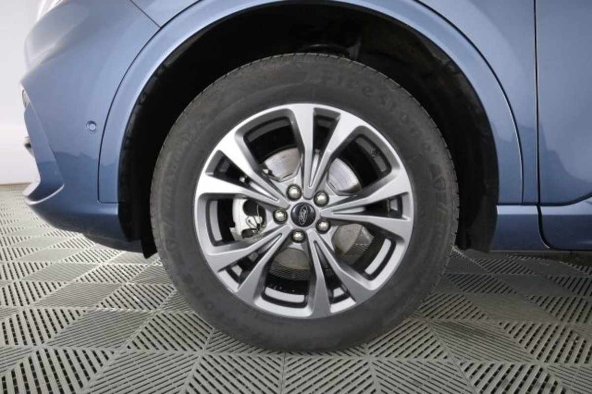 Ford Kuga 2.5 Plug In Hybrid 225 CV CVT 2WD ST-Line (8)