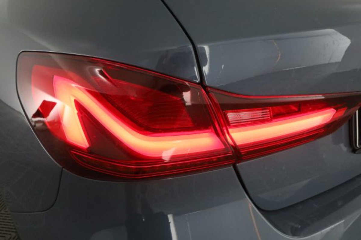 BMW Serie 1 116d 2.0 116CV cat 5 porte Attiva DPF (10)