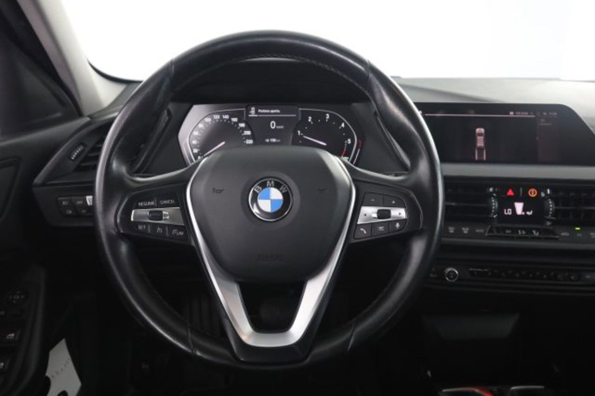 BMW Serie 1 116d 2.0 116CV cat 5 porte Attiva DPF (5)