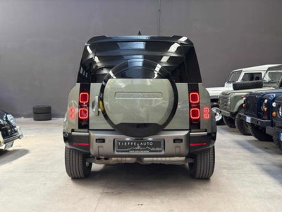 Land Rover Defender 110 3.0d i6 mhev X-Dynamic HSE awd 250cv auto (5)