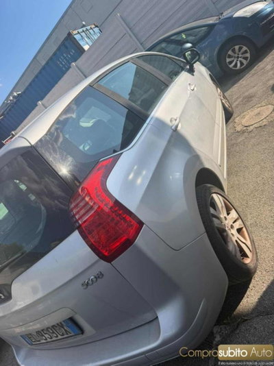 Peugeot 5008 1.6 HDi 112CV Business (3)