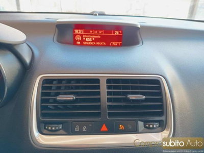 Opel Meriva 1.4 100CV One (17)