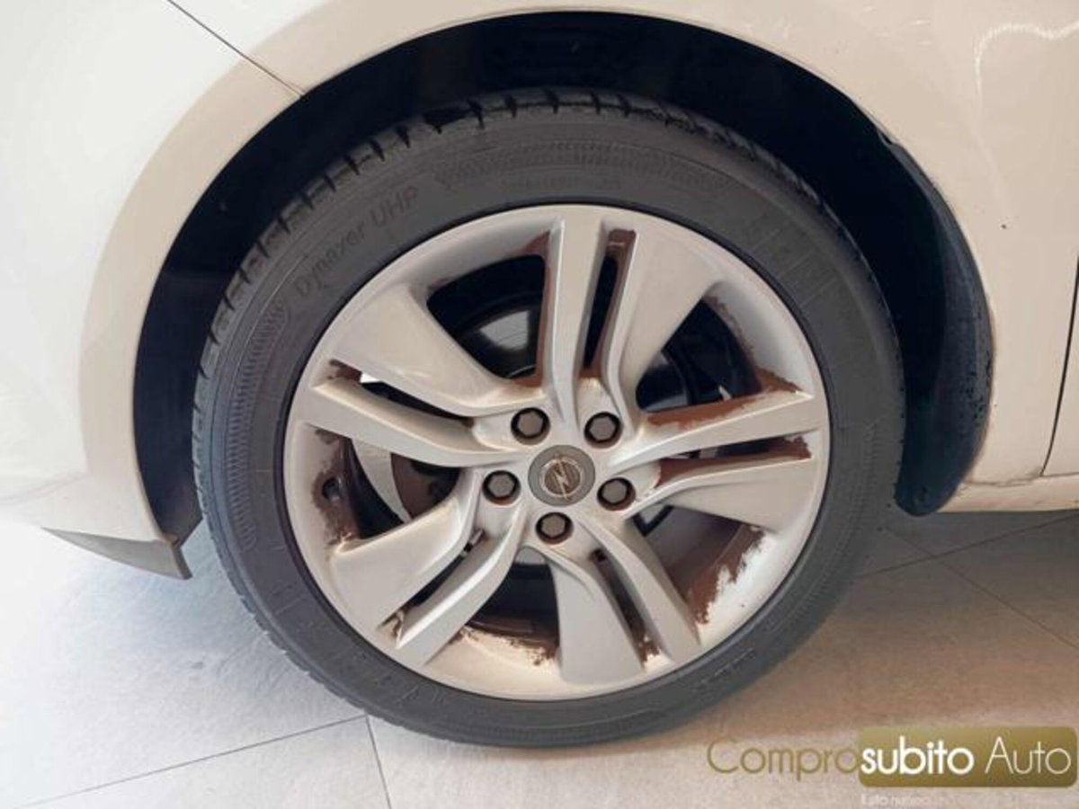 Opel Meriva 1.4 100CV One (19)