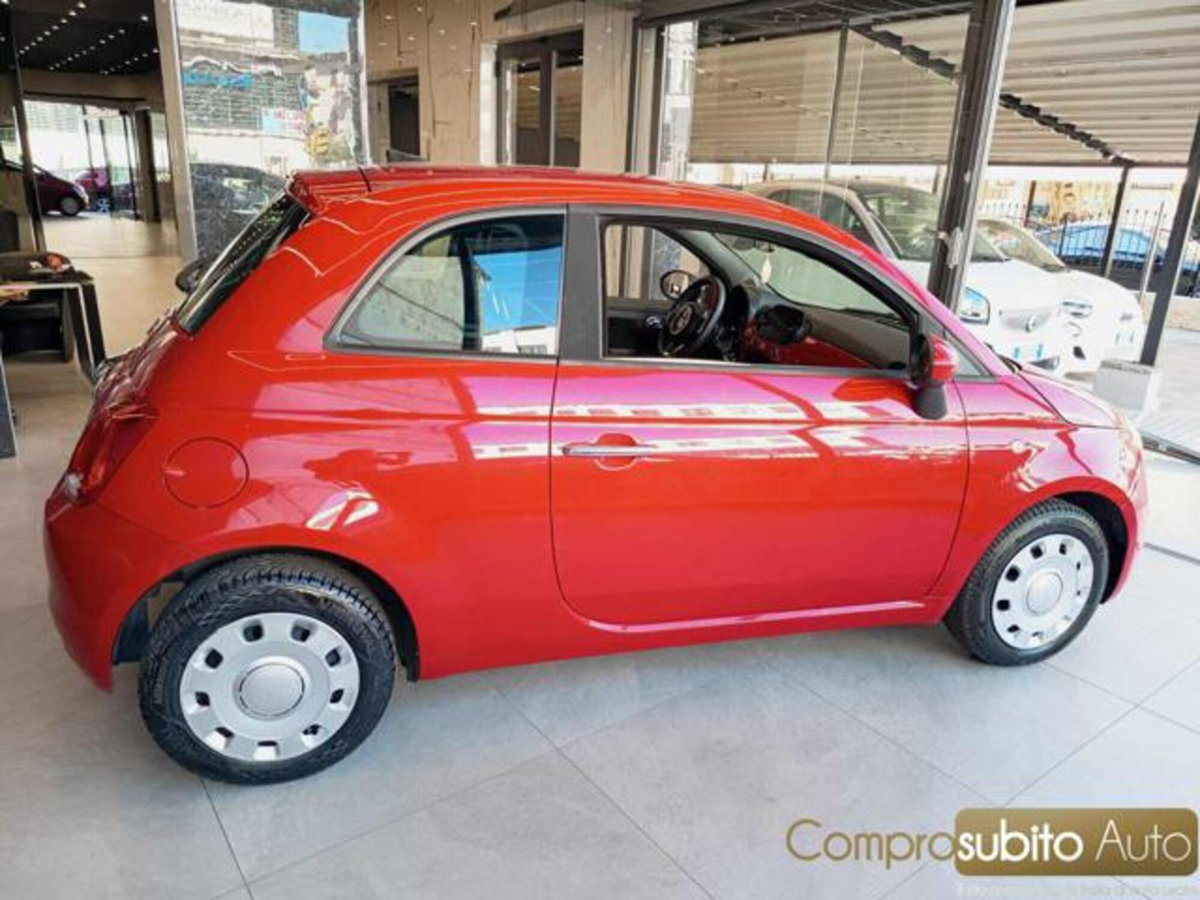 Fiat 500 1.0 Hybrid Red (8)