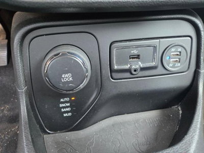 Jeep Renegade 2.0 Mjt 4WD Active Drive Sport (7)