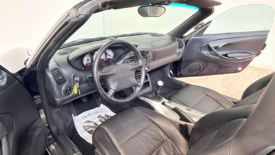 Porsche Boxster 2.5i 24V cat (10)