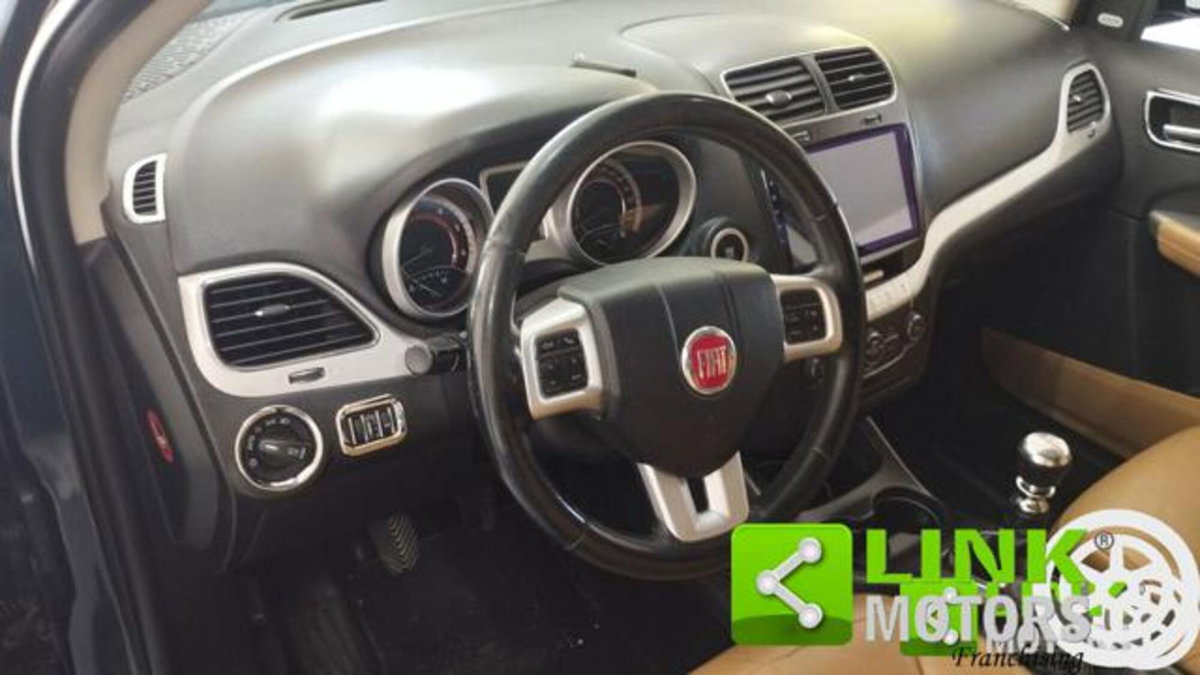 Fiat Freemont 2.0 Multijet 140 CV Lounge (9)