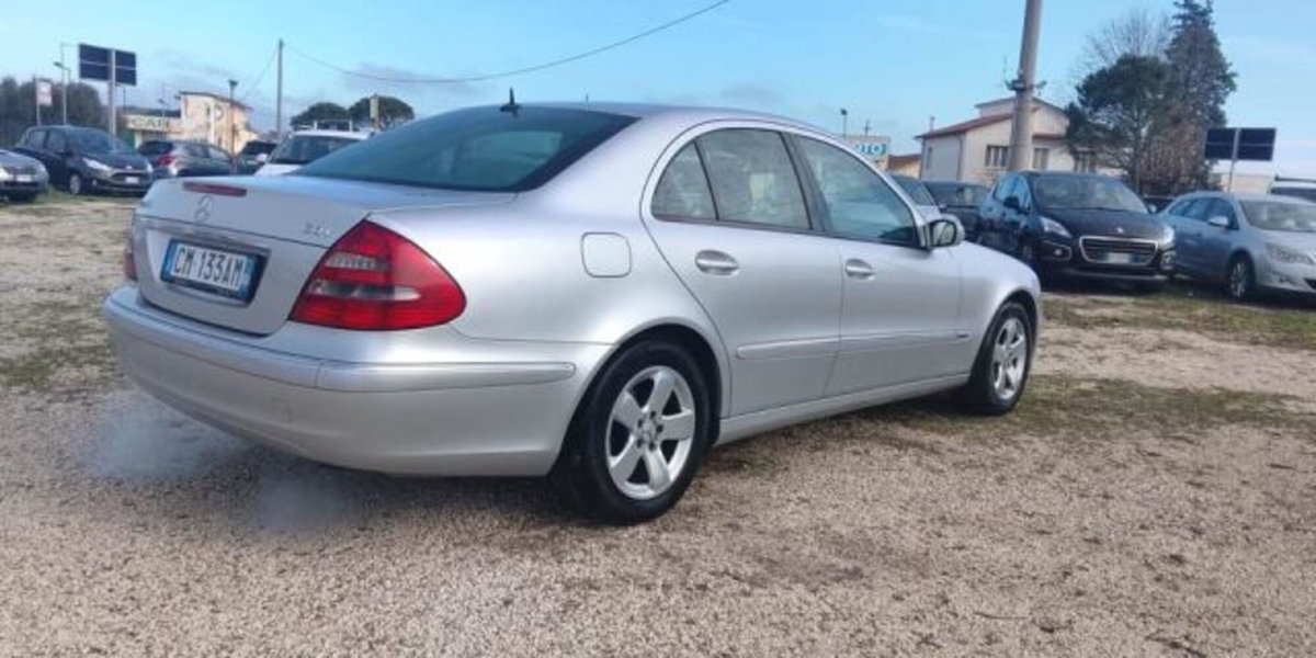 Mercedes-Benz Classe E Station Wagon 270 CDI cat Elegance (4)