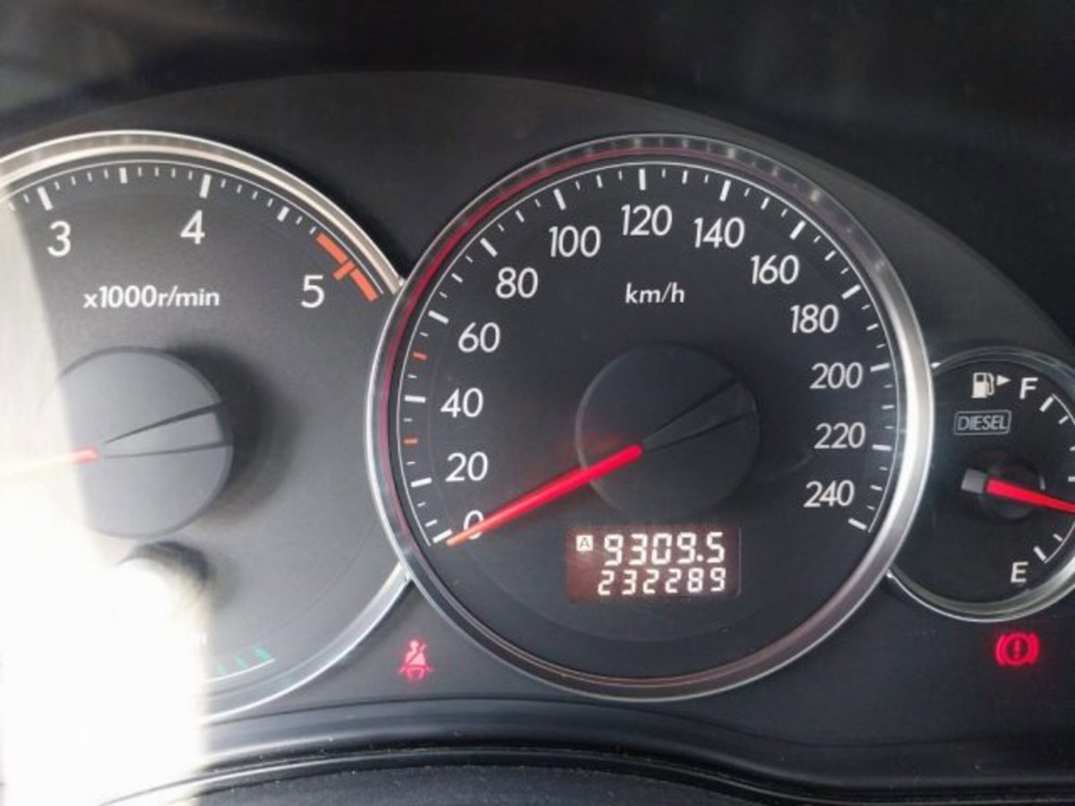 Subaru Legacy Station Wagon 2.0D 16V Station Wagon CQ (2)