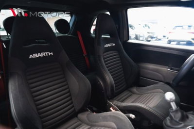 Abarth 595 595 1.4 Turbo T-Jet 180 CV Competizione (11)