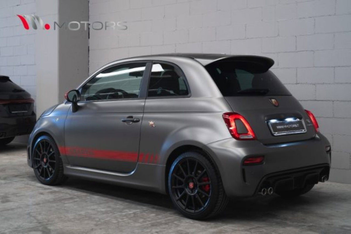 Abarth 595 595 1.4 Turbo T-Jet 180 CV Competizione (4)