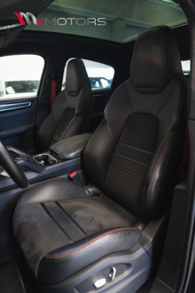 Porsche Cayenne Coupé 4.0 GTS (13)