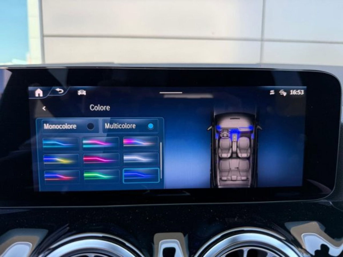Mercedes-Benz GLA SUV 250 e Plug-in hybrid Automatic Premium (16)