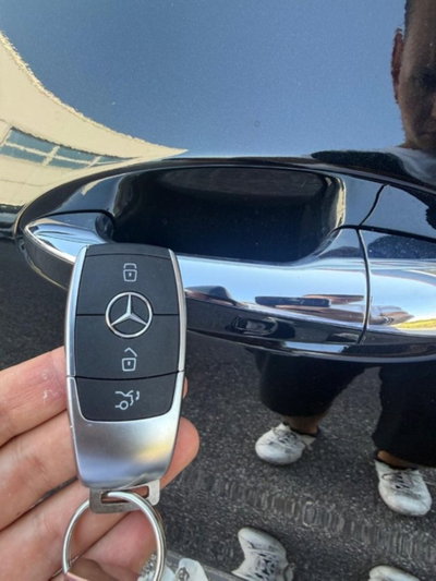Mercedes-Benz GLA SUV 250 e Plug-in hybrid Automatic Premium (8)