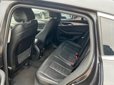BMW X4 xDrive20d xLine (9)