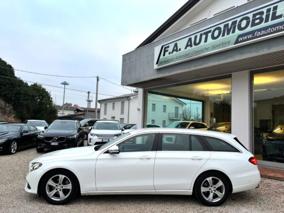 Mercedes-Benz Classe E Station Wagon 220 d 4Matic Auto Sport All-Terrain (10)
