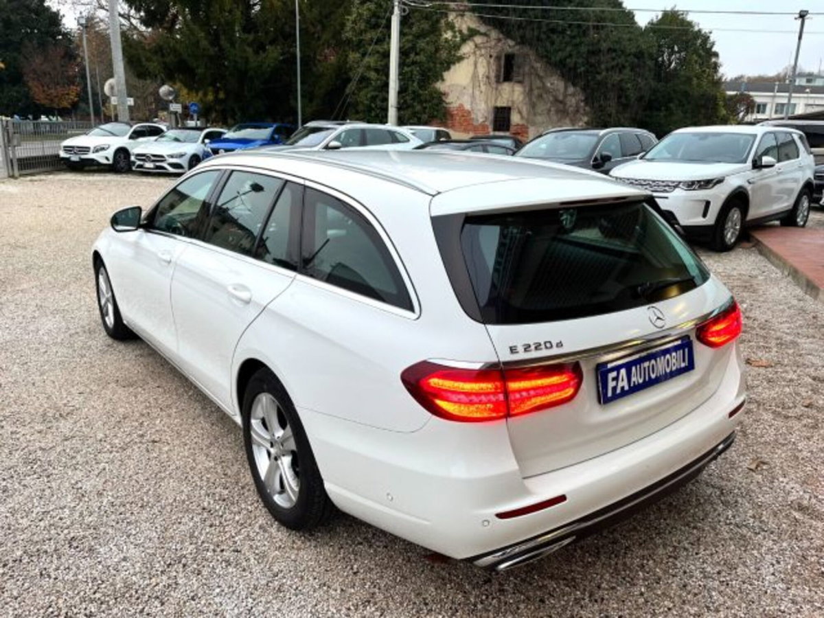 Mercedes-Benz Classe E Station Wagon 220 d 4Matic Auto Sport All-Terrain (16)