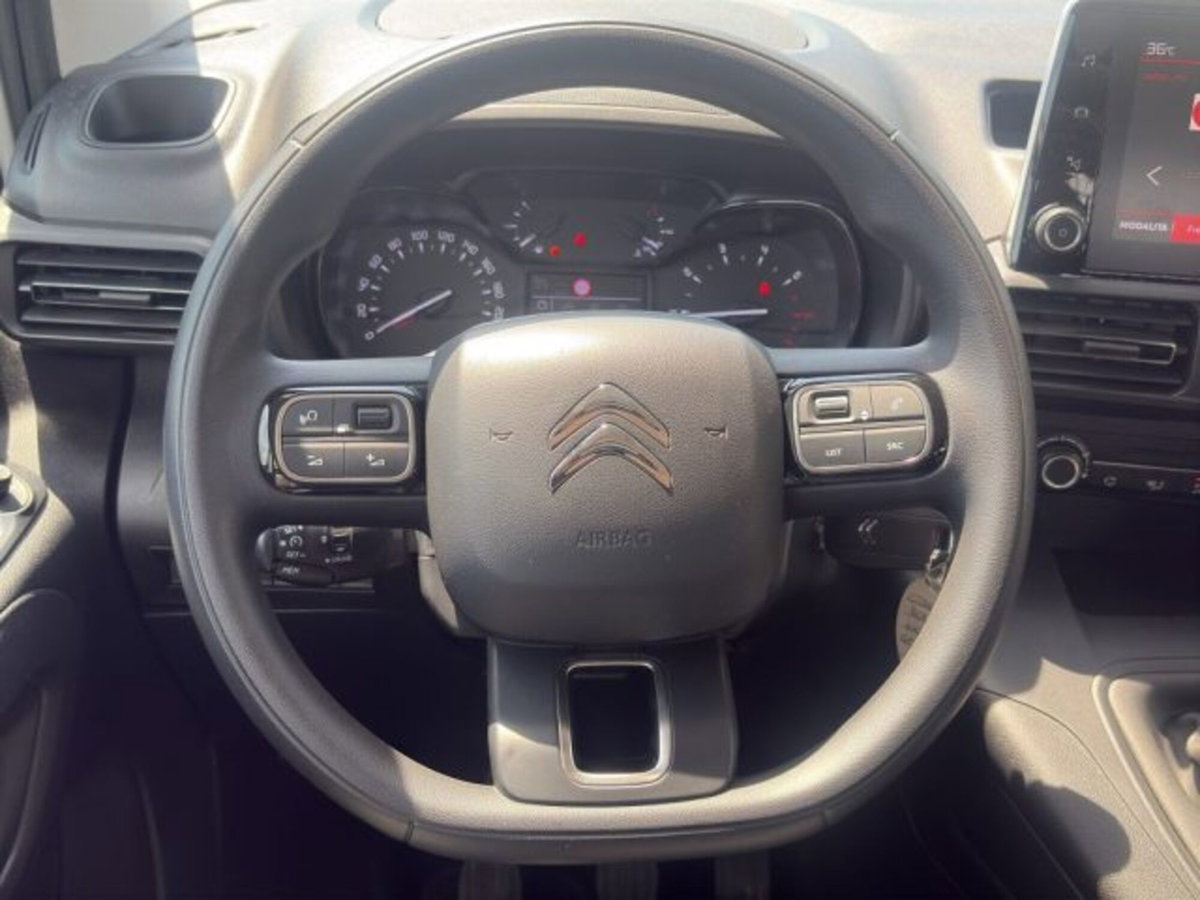 Citroen Berlingo BlueHDi 130 Stop&Start EAT8 Combi Feel (12)