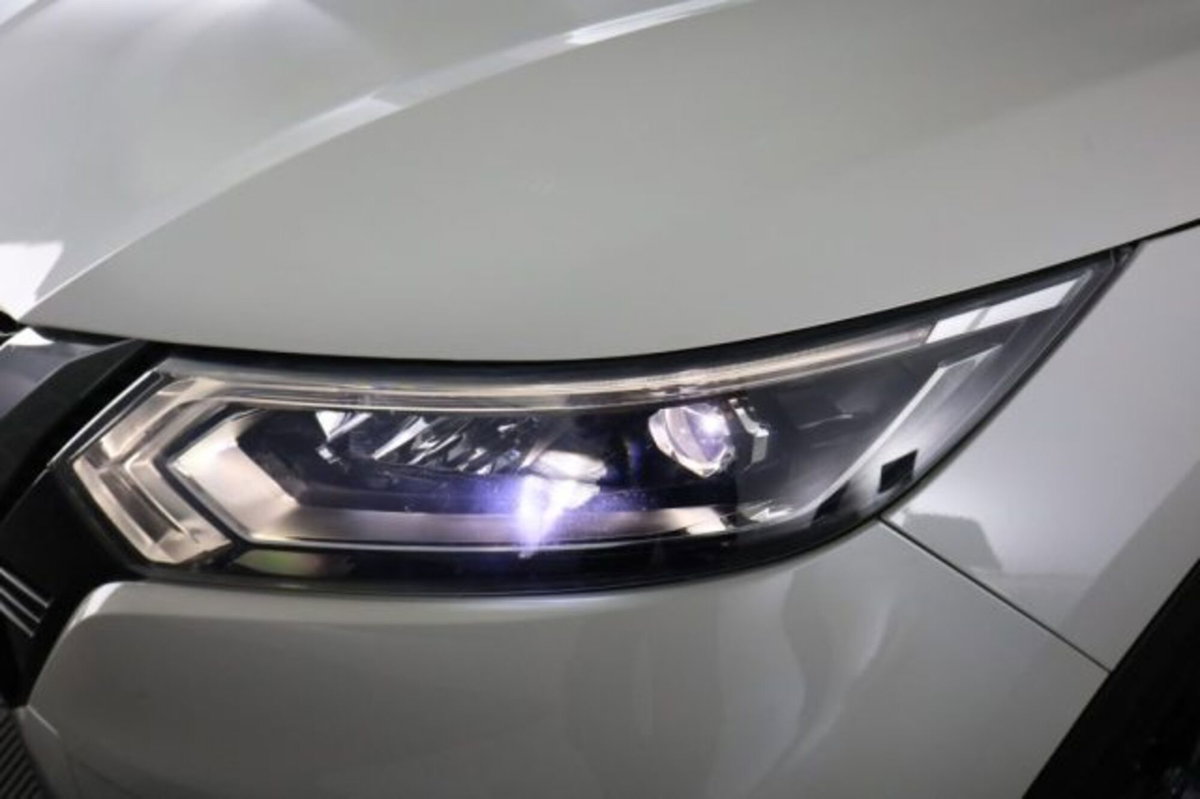 Nissan Qashqai 1.5 dCi 115 CV DCT N-Connecta (9)