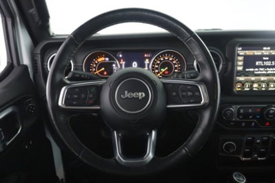 Jeep Wrangler Unlimited 2.2 Mjt II Sahara (5)