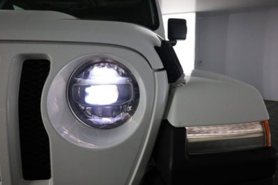 Jeep Wrangler Unlimited 2.2 Mjt II Sahara (9)