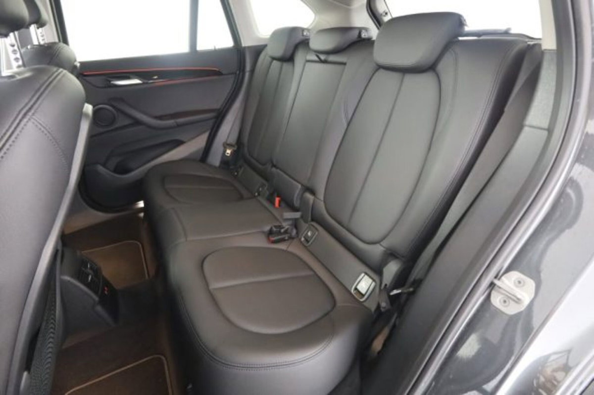 BMW X1 xDrive18d xLine Plus (3)