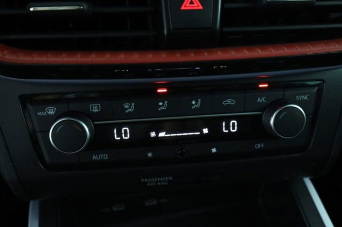 SEAT Arona 1.0 EcoTSI 115 CV DSG FR (12)
