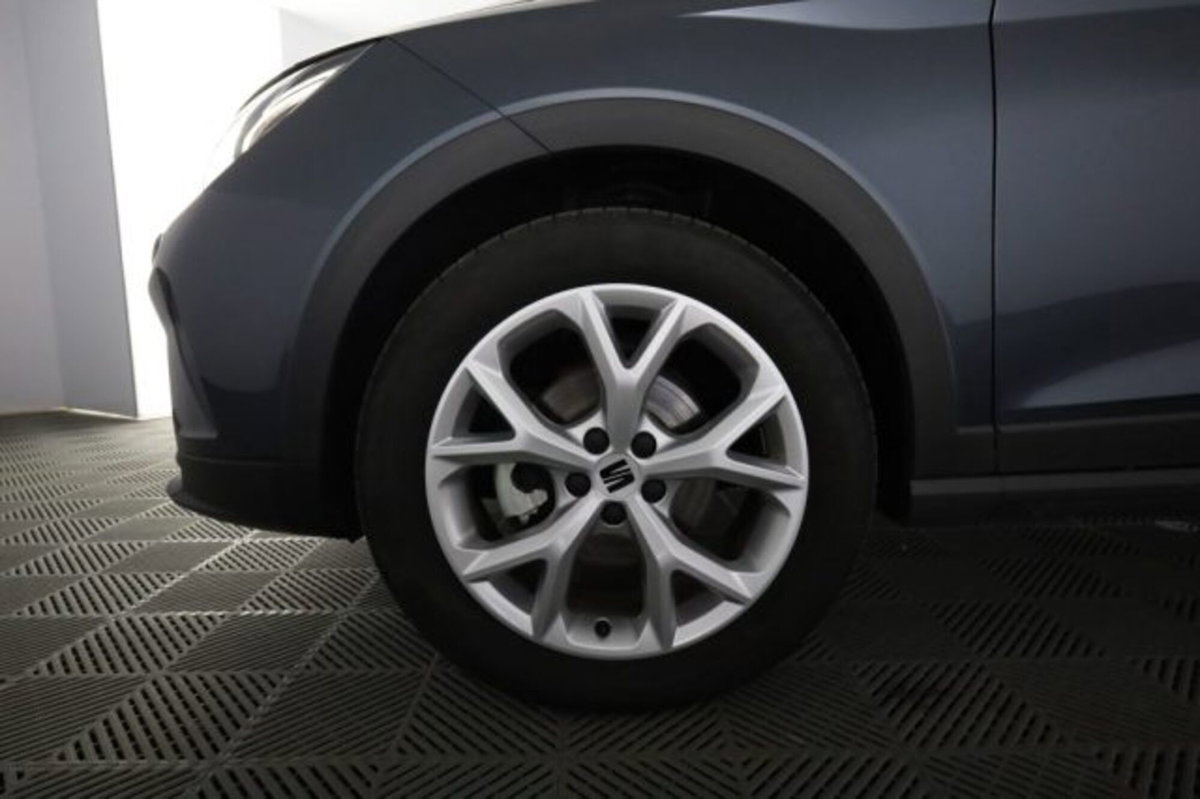 SEAT Arona 1.0 EcoTSI 115 CV DSG FR (8)