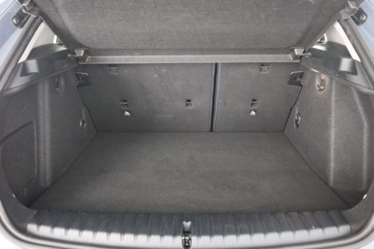 BMW Serie 1 116d 2.0 116CV cat 5 porte Attiva DPF (6)