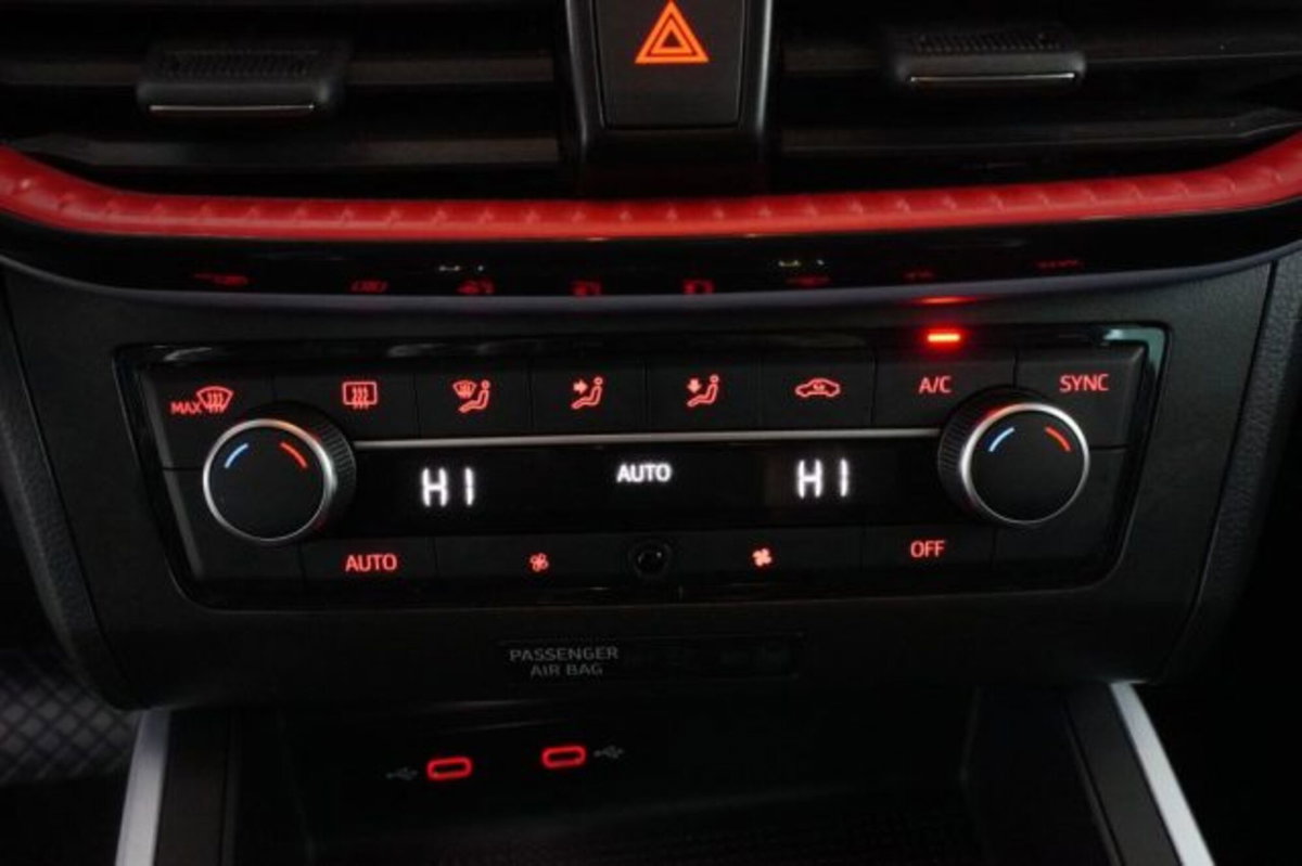 SEAT Arona 1.0 EcoTSI 115 CV DSG FR (12)