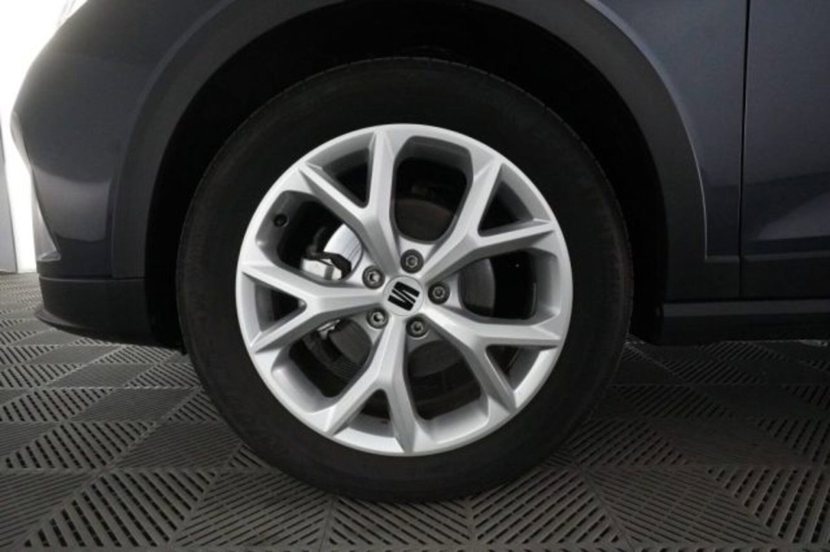 SEAT Arona 1.0 EcoTSI 115 CV DSG FR (8)