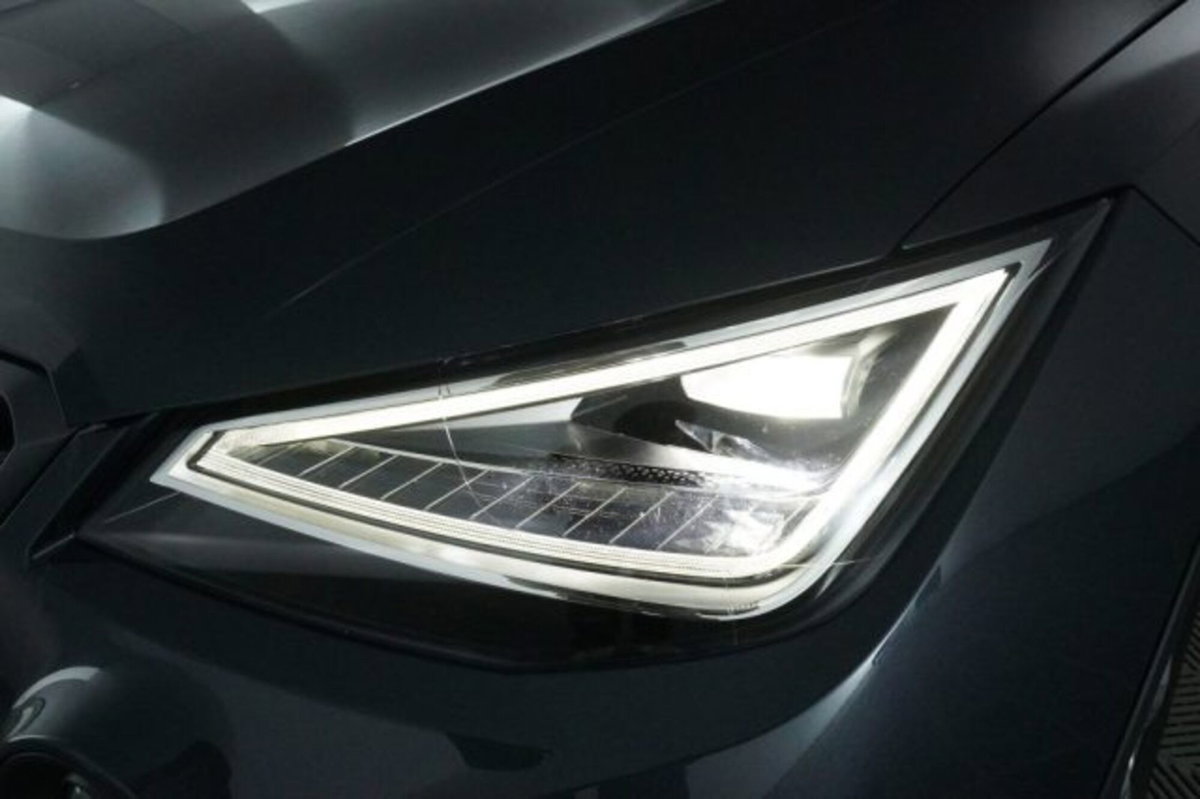 SEAT Arona 1.0 EcoTSI 115 CV DSG FR (9)