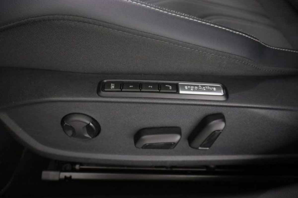 Volkswagen Golf Variant 2.0 TDI 150 CV DSG SCR 4Motion Style (14)