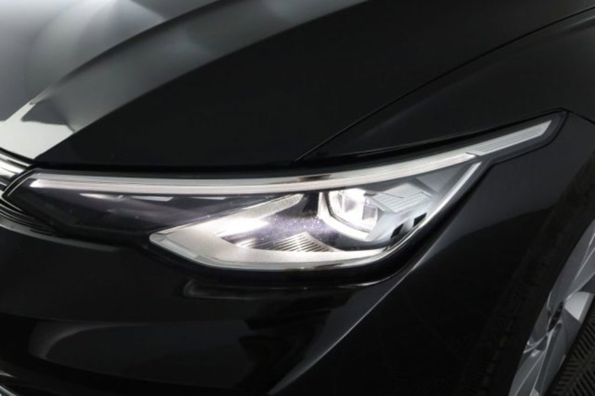 Volkswagen Golf Variant 2.0 TDI 150 CV DSG SCR 4Motion Style (9)