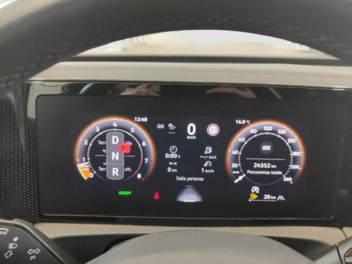 Volkswagen Tiguan 1.5 etsi Edition 130cv dsg (11)