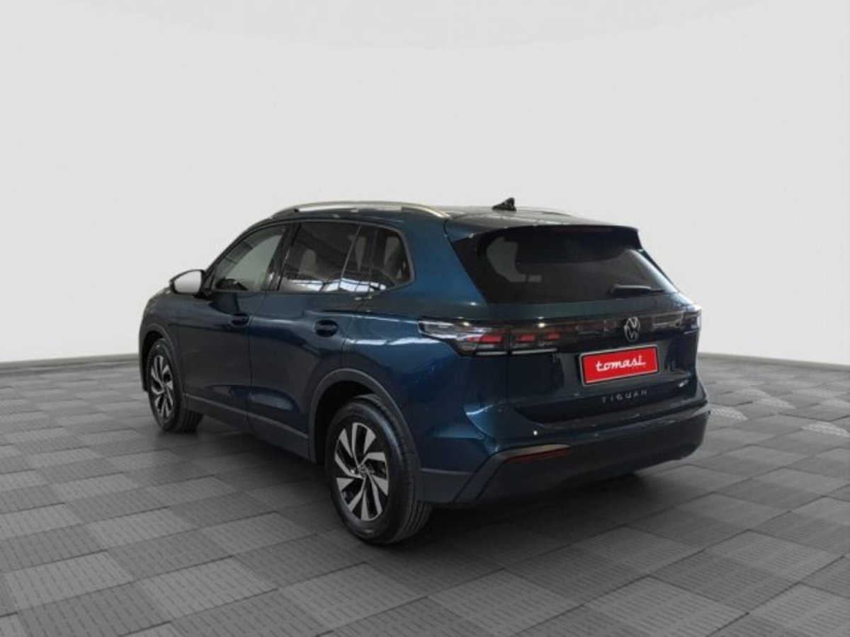 Volkswagen Tiguan 1.5 etsi Edition 130cv dsg (3)
