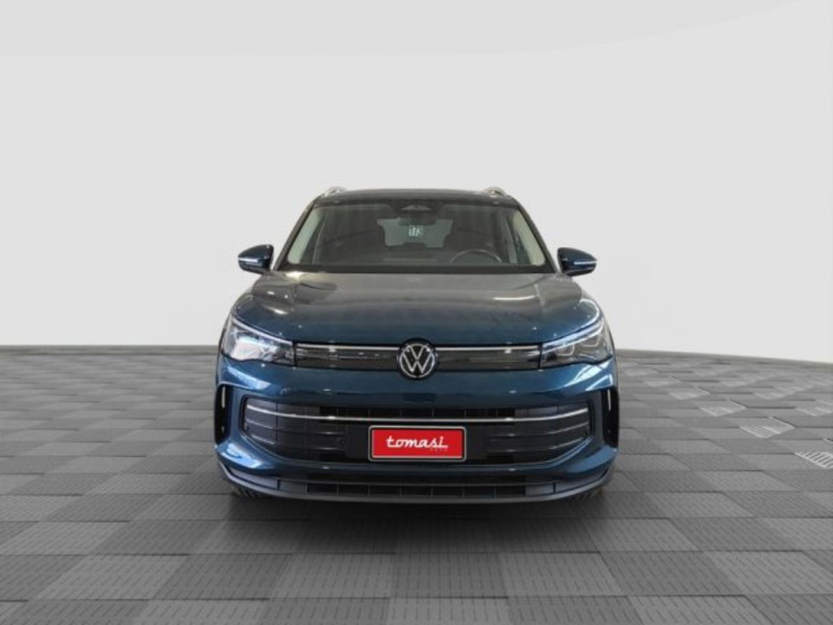 Volkswagen Tiguan 1.5 etsi Edition 130cv dsg (8)