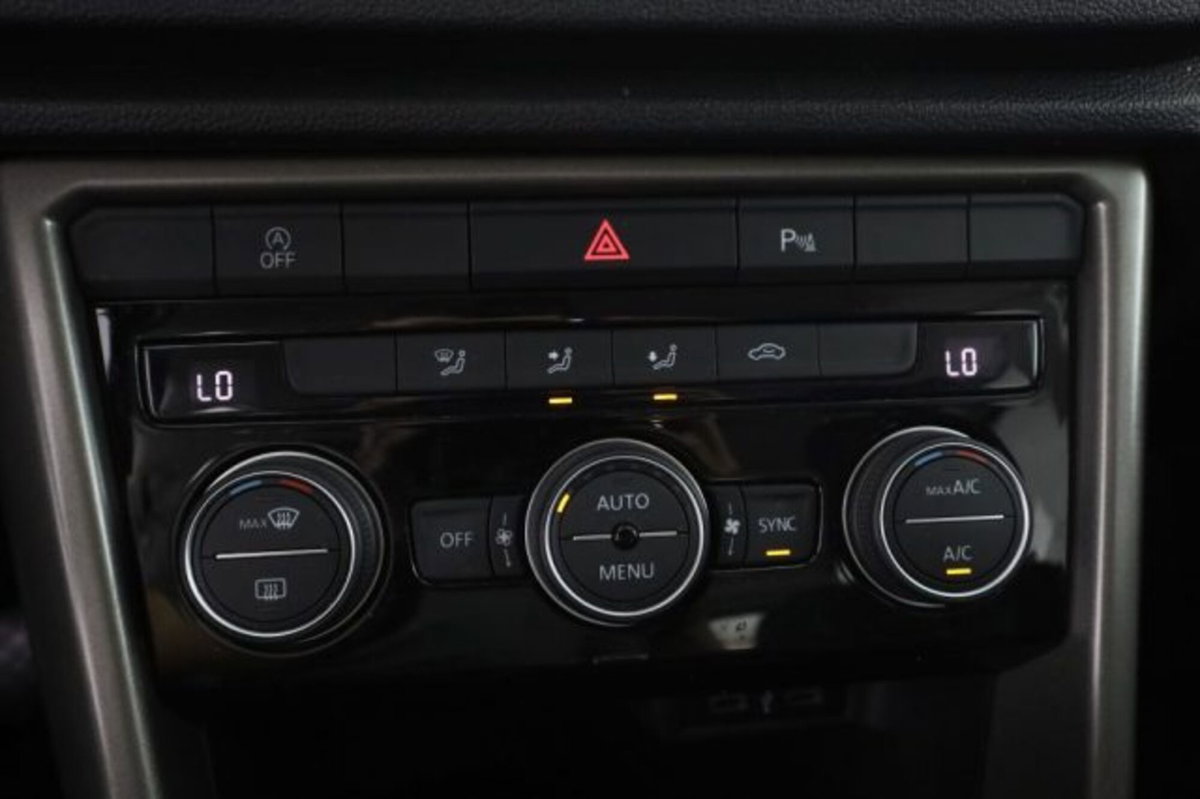 Volkswagen T-Roc 1.5 TSI ACT Style BlueMotion Technology (11)