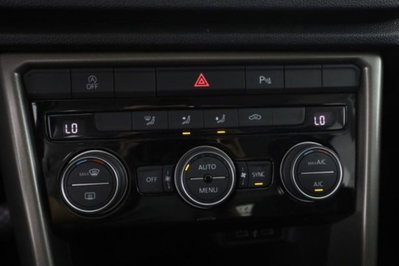 Volkswagen T-Roc 1.5 TSI ACT Style BlueMotion Technology (11)