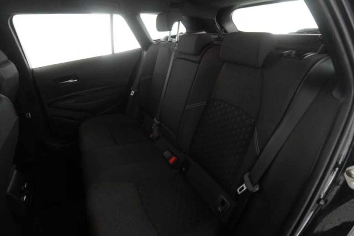 Toyota Corolla Touring Sports Active 1.8 Hybrid  Tech (11)