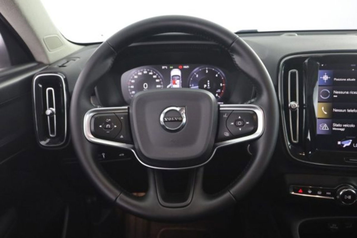 Volvo XC40 D4 AWD Geartronic Business (5)