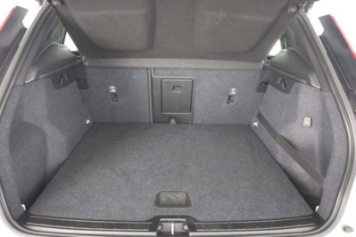 Volvo XC40 D4 AWD Geartronic Business (6)