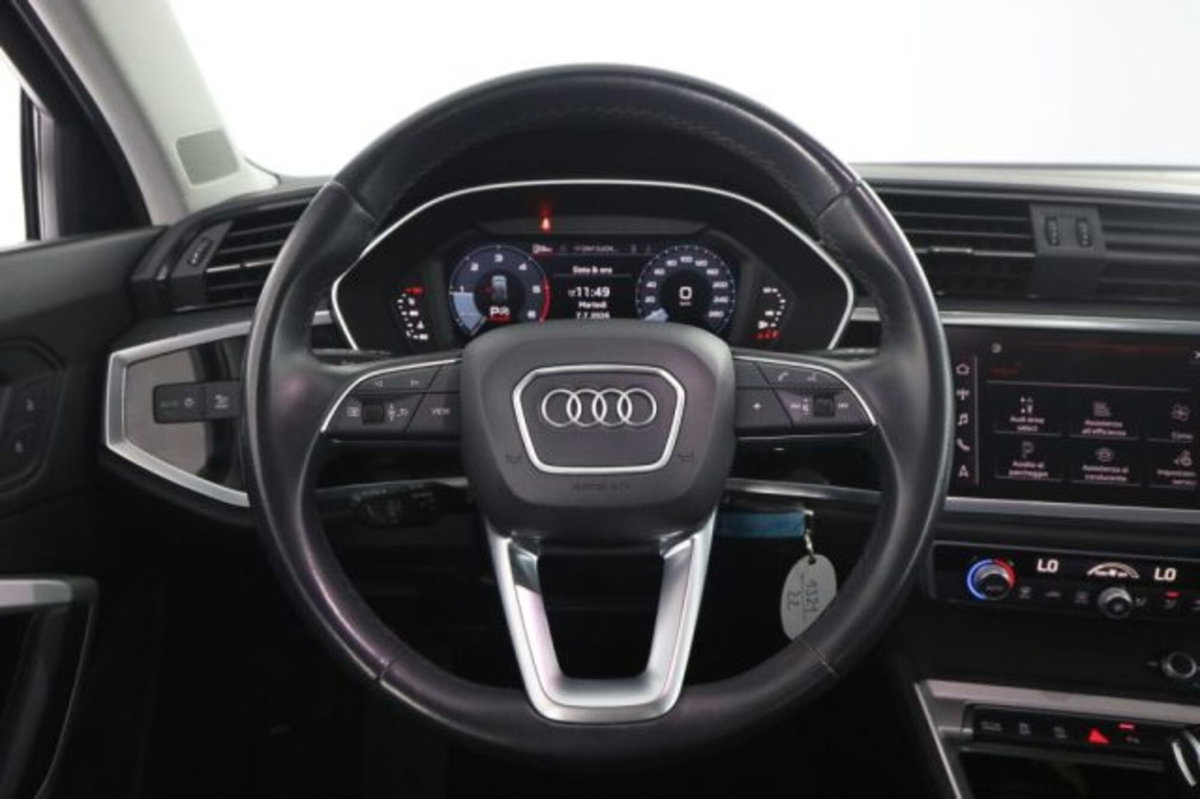 Audi Q3 Sportback 35 TDI quattro S tronic Business Plus (5)