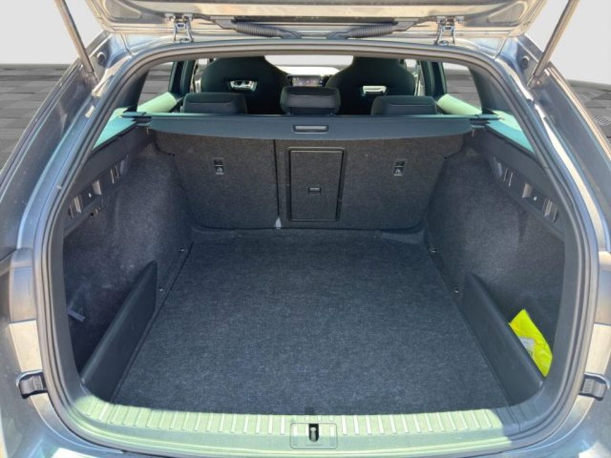 Skoda Octavia Station Wagon 2.0 TDI EVO SCR 150 CV DSG 4x4 Wagon Sportline (15)