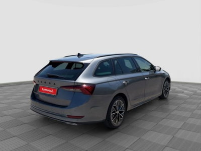 Skoda Octavia Station Wagon 2.0 TDI EVO SCR 150 CV DSG 4x4 Wagon Sportline (5)