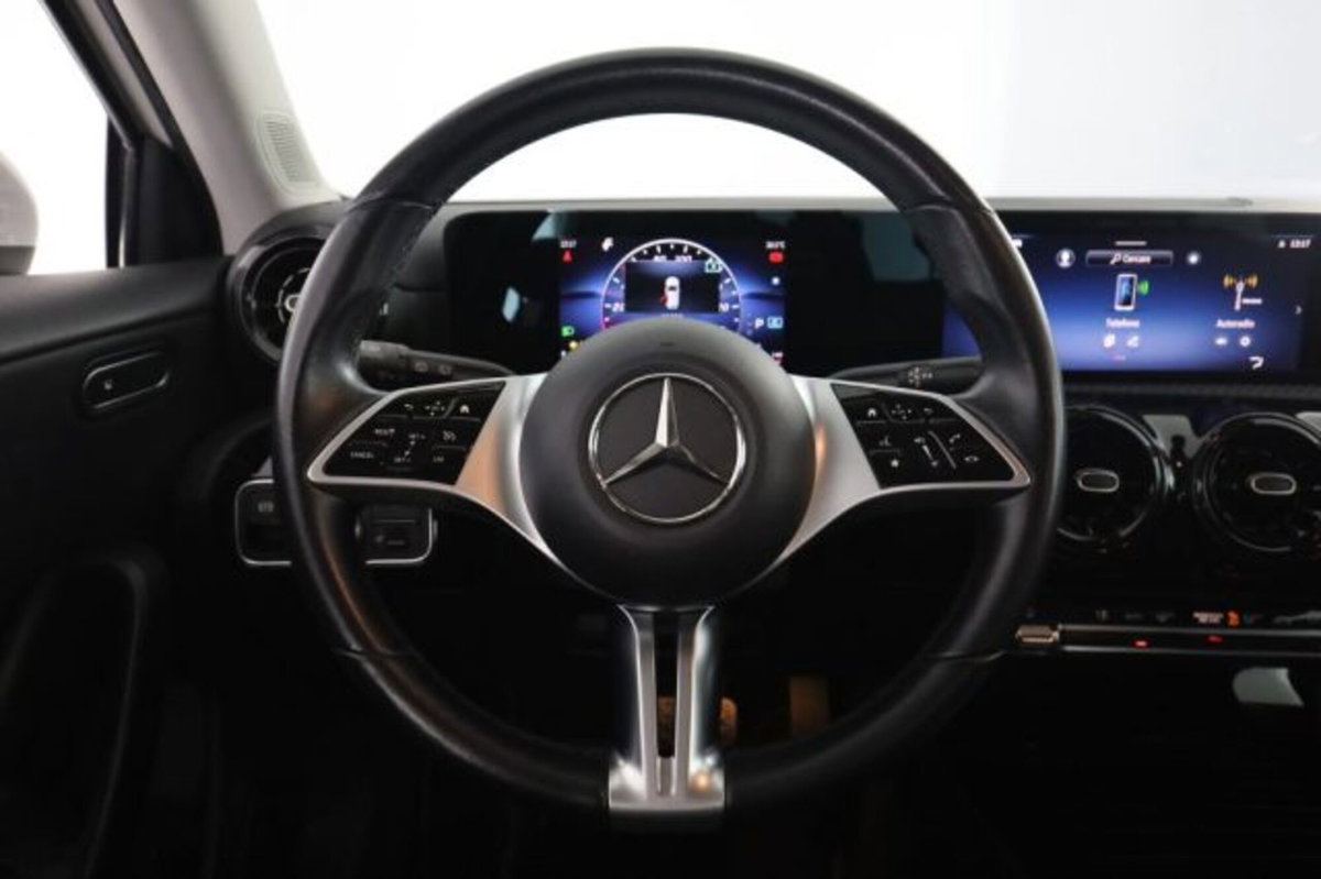 Mercedes-Benz Classe A 180 d Automatic Premium (5)