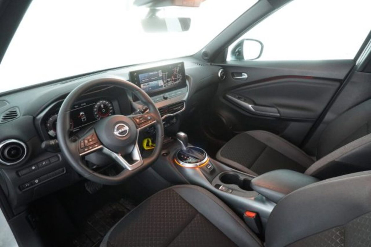Nissan Juke 1.0 dig-t N-Connecta 114cv dct (9)