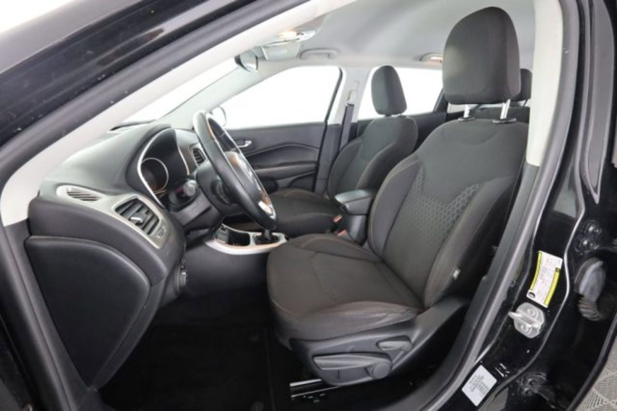 Jeep Compass 1.6 Multijet II 2WD Longitude (2)