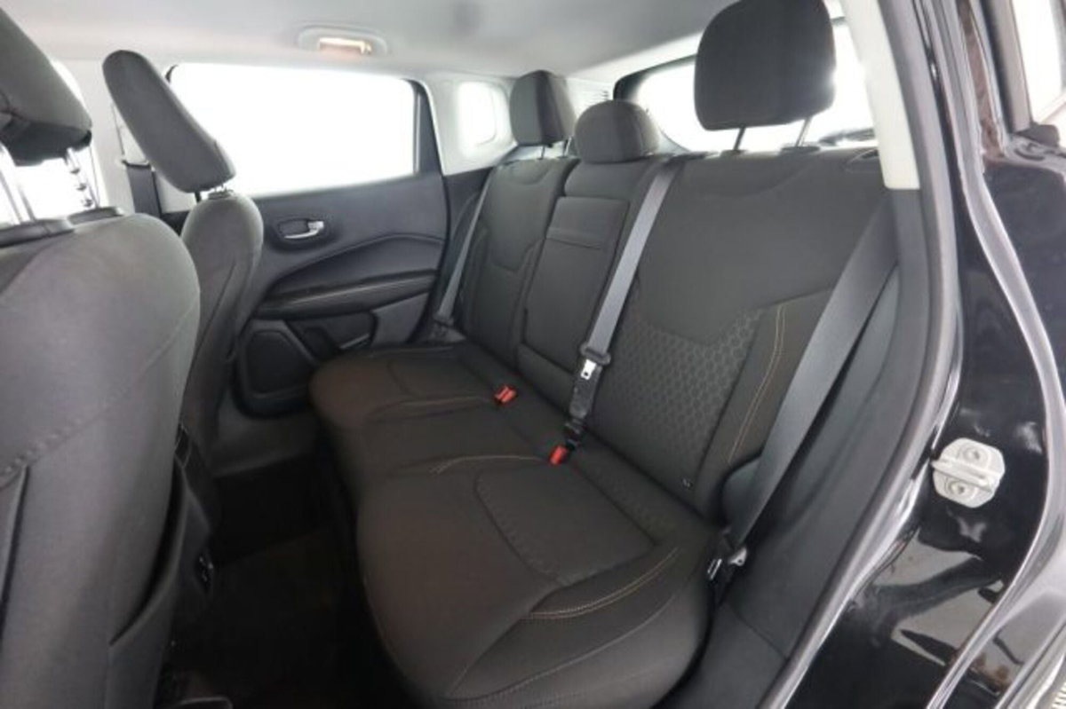 Jeep Compass 1.6 Multijet II 2WD Longitude (3)